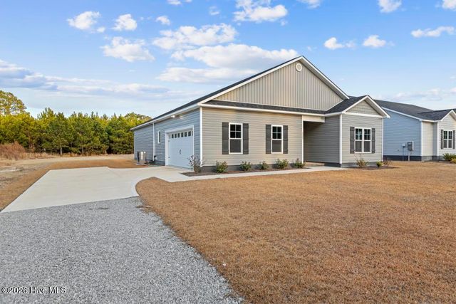 1397 Hammocks Beach Road, Swansboro, NC 28584