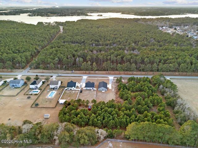 1397 Hammocks Beach Road, Swansboro, NC 28584