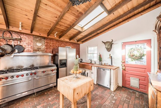 2416 Lowesville Road, Amherst, VA 24521