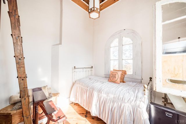 2416 Lowesville Road, Amherst, VA 24521