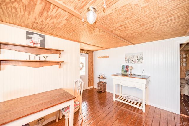 2416 Lowesville Road, Amherst, VA 24521