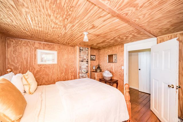 2416 Lowesville Road, Amherst, VA 24521