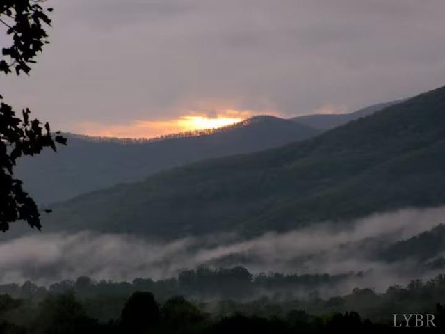 2416 Lowesville Road, Amherst, VA 24521