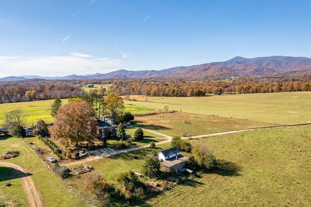 2416 Lowesville Road, Amherst, VA 24521