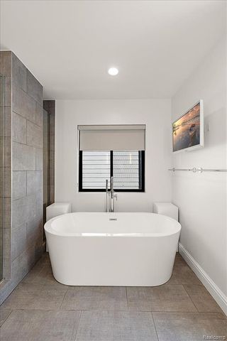 4102 Woodland Avenue, Royal Oak, MI 48073