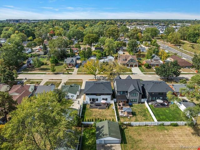 4102 Woodland Avenue, Royal Oak, MI 48073