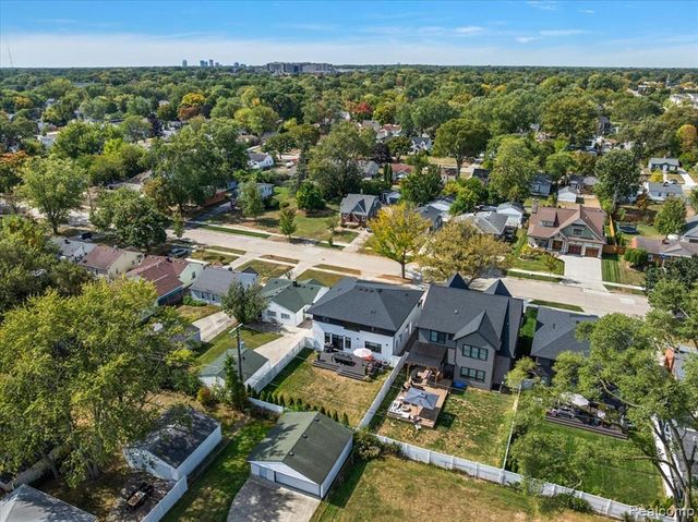 4102 Woodland Avenue, Royal Oak, MI 48073