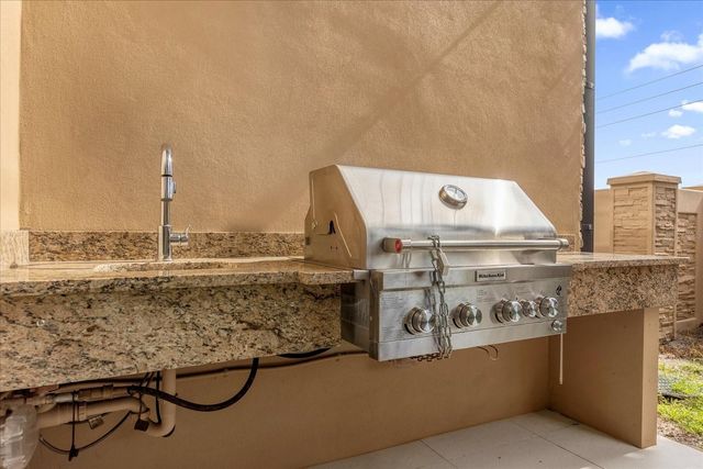 3215 BRASILIA AVENUE, Kissimmee, FL 34747