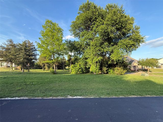 B-110 Lake Shore Drive, Mckinney, TX 75071