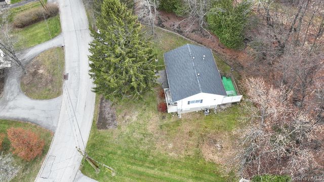 12 Strawberry Lane, Monroe, NY 10950