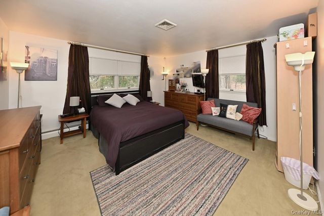 12 Strawberry Lane, Monroe, NY 10950