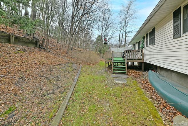 12 Strawberry Lane, Monroe, NY 10950