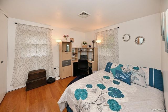 12 Strawberry Lane, Monroe, NY 10950