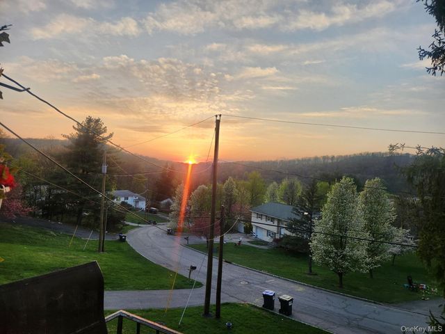 12 Strawberry Lane, Monroe, NY 10950