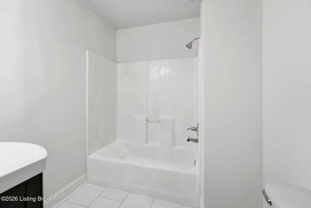 2708 Woodland Ave, Louisville, KY 40211