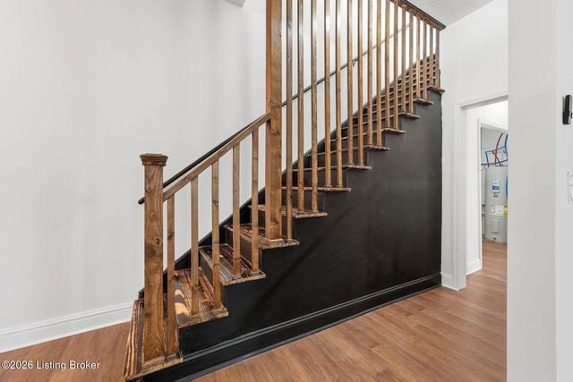 2708 Woodland Ave, Louisville, KY 40211