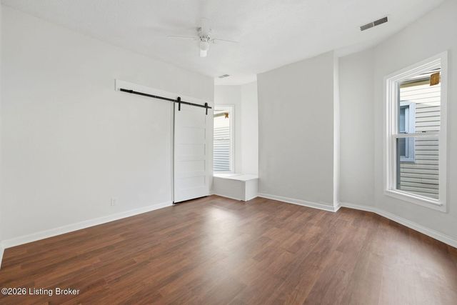 2708 Woodland Ave, Louisville, KY 40211