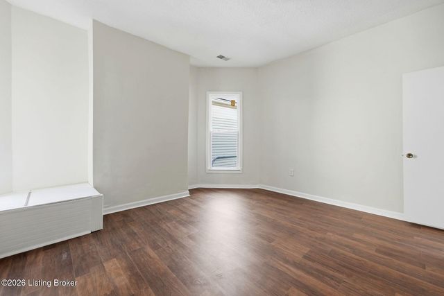 2708 Woodland Ave, Louisville, KY 40211
