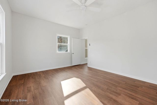 2708 Woodland Ave, Louisville, KY 40211
