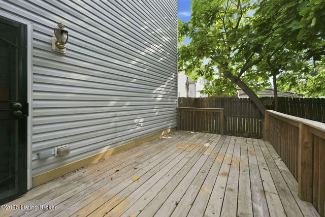 2708 Woodland Ave, Louisville, KY 40211
