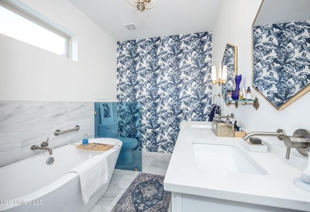 797 Peach Street, Ocean Springs, MS 39564