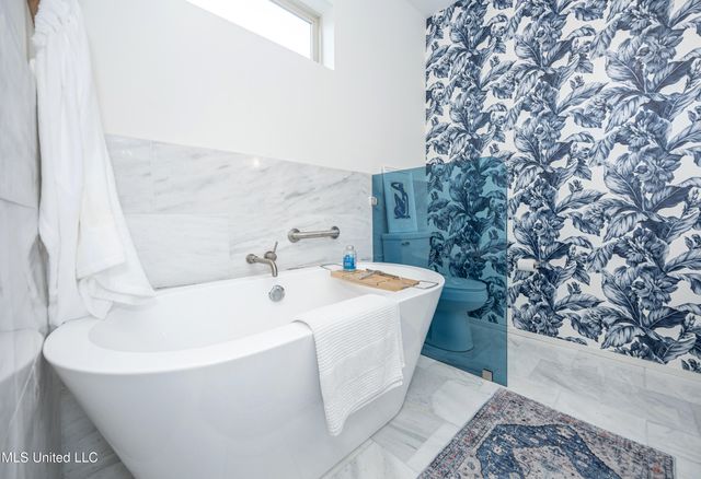 797 Peach Street, Ocean Springs, MS 39564