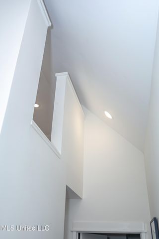 797 Peach Street, Ocean Springs, MS 39564