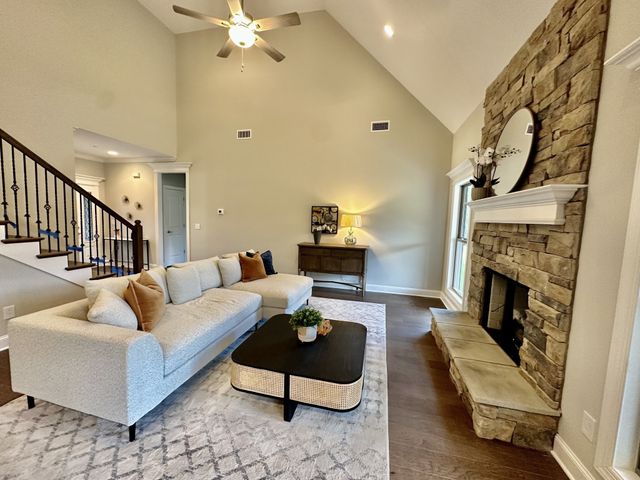 1200 White Rock Road, Murfreesboro, TN 37129