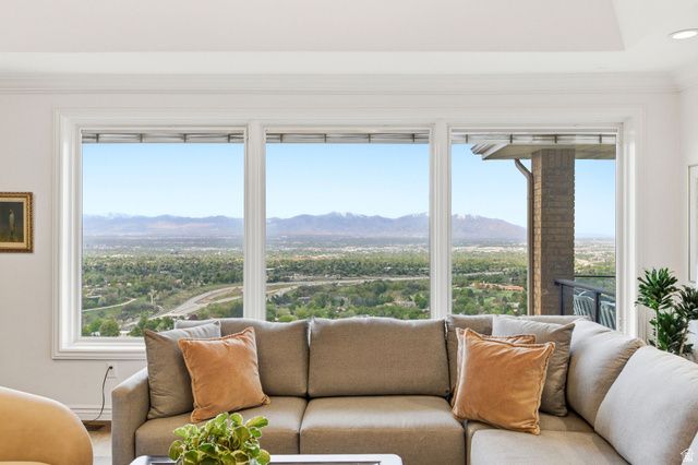 2466 S PROMONTORY DR, Salt Lake City, UT 84109