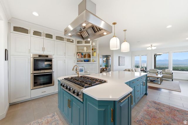 2466 S PROMONTORY DR, Salt Lake City, UT 84109