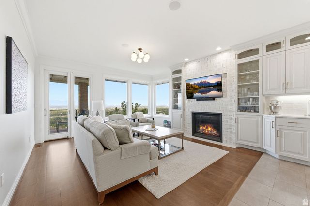 2466 S PROMONTORY DR, Salt Lake City, UT 84109