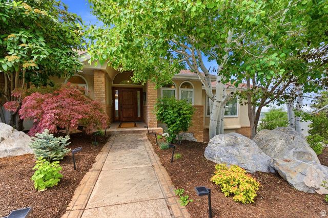 2466 S PROMONTORY DR, Salt Lake City, UT 84109
