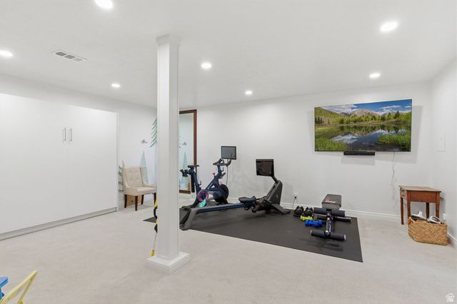 2466 S PROMONTORY DR, Salt Lake City, UT 84109