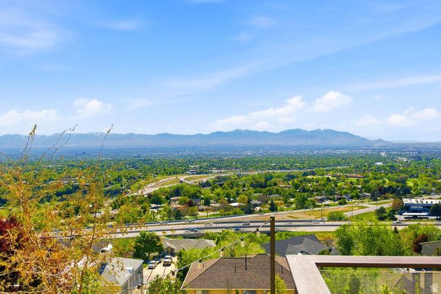 2466 S PROMONTORY DR, Salt Lake City, UT 84109