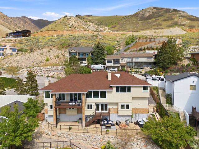 2466 S PROMONTORY DR, Salt Lake City, UT 84109