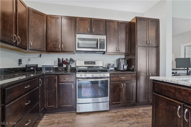 341 Alexis Lane, Canal Fulton, OH 44614