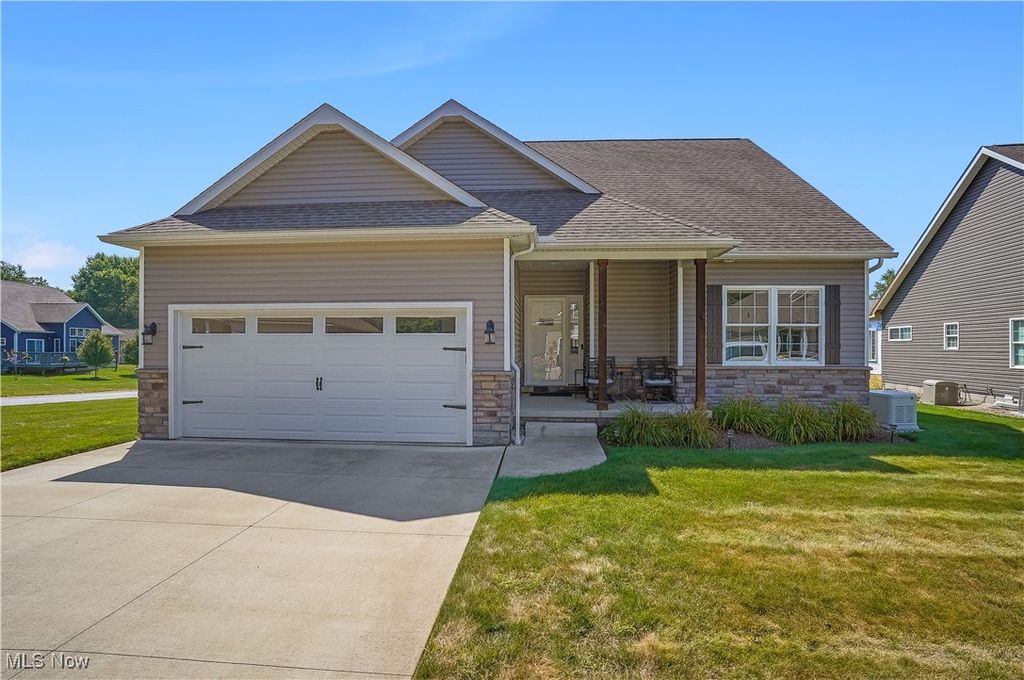 341 Alexis Lane, Canal Fulton, OH 44614