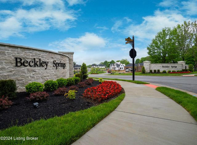 15101 Beckley Springs Dr, Louisville, KY 40245