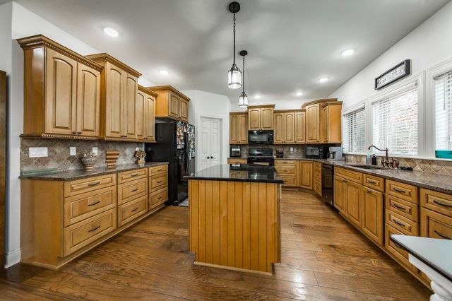 116 Fairway Drive, Fairfield Bay, AR 72088