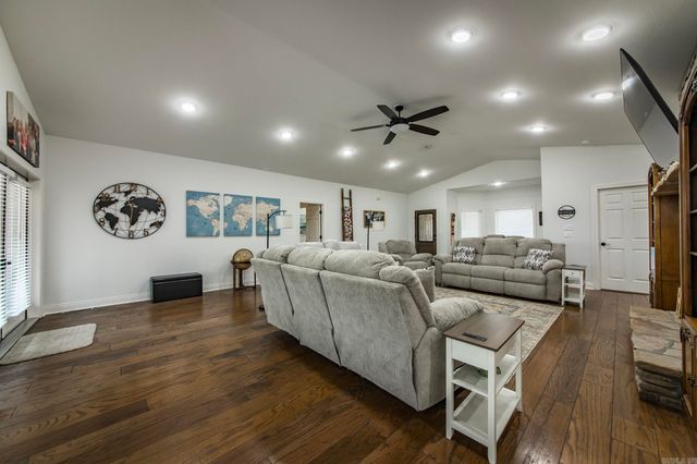 116 Fairway Drive, Fairfield Bay, AR 72088