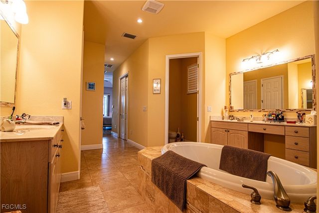 1237 NW 36th AVE, Cape Coral, FL 33993