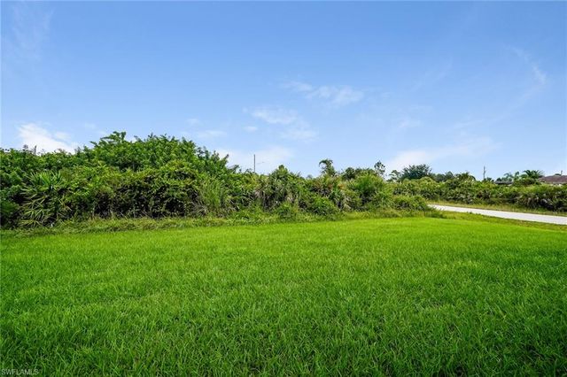 3000 63rd ST W, Lehigh Acres, FL 33971