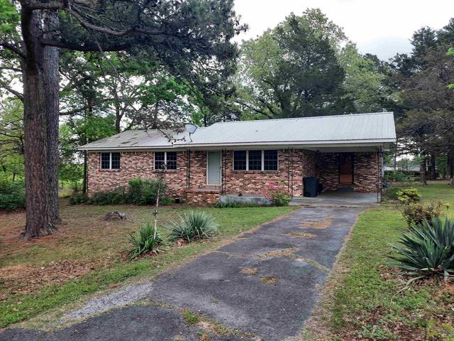 413 Redbud Avenue, Mountain View, AR 72560