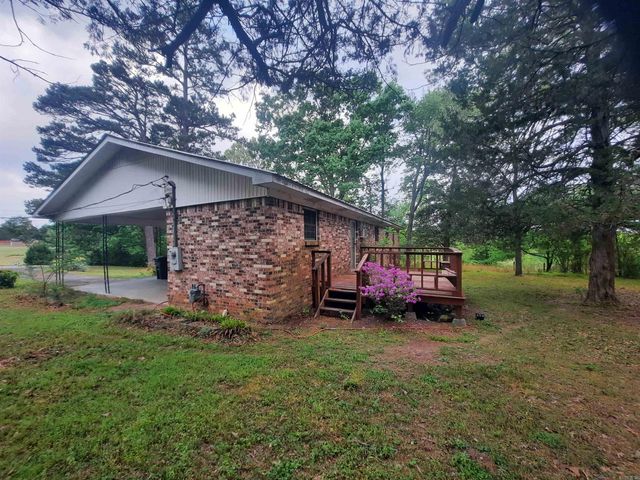 413 Redbud Avenue, Mountain View, AR 72560