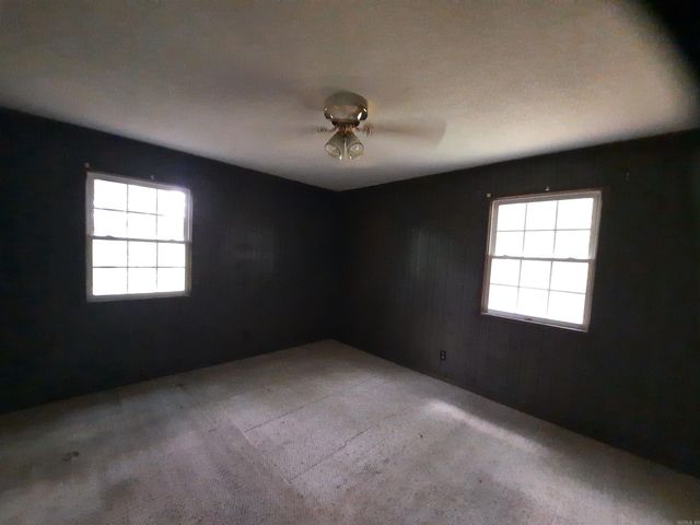 413 Redbud Avenue, Mountain View, AR 72560