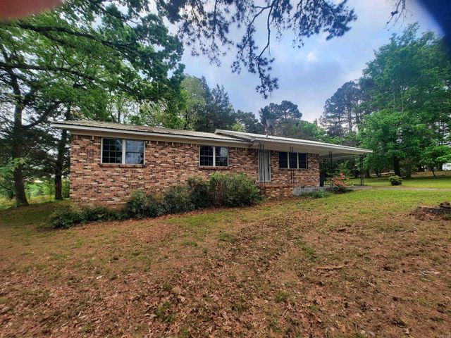 413 Redbud Avenue, Mountain View, AR 72560