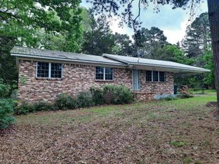 413 Redbud Avenue, Mountain View, AR 72560