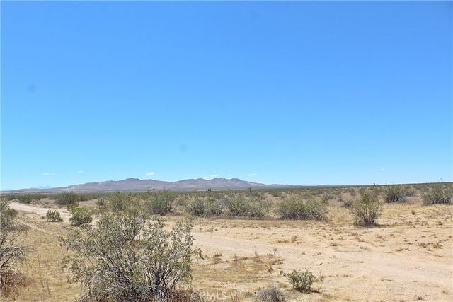 1111 Apache Avenue, Adelanto, CA 92301
