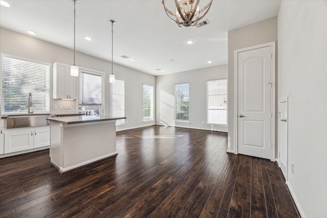 5610 Patrick Street A, Houston, TX 77076