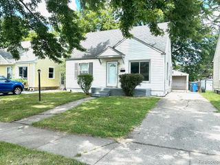 26736 Oakland Street, Inkster City, MI 48141